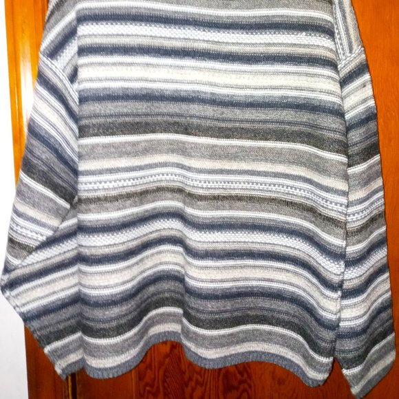 WOMEN'S 90'S BAGGIE SWEATER (Size M) - Picture 2 of 6